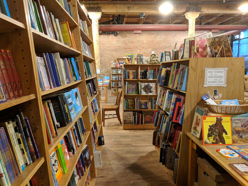 Book Store «After-Words Bookstore», reviews and photos, 23 E Illinois St, Chicago, IL 60611, USA