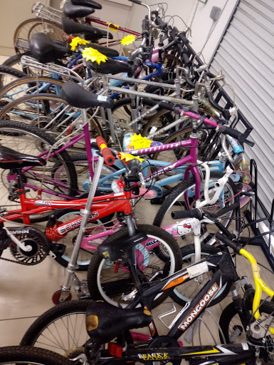 Thrift Store «The Salvation Army Family Store and Donation Center», reviews and photos