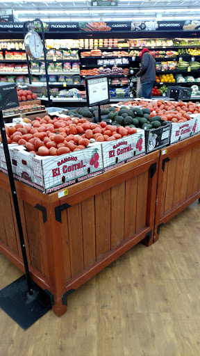 Grocery Store «J & J Foods», reviews and photos, 1075 Jesse Jewell Pkwy, Gainesville, GA 30501, USA