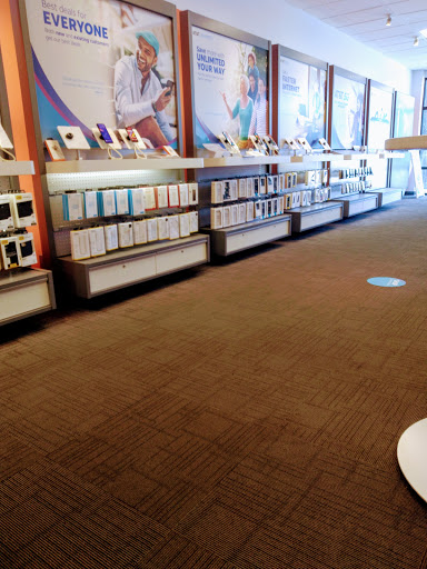 Cell Phone Store «AT&T Authorized Retailer», reviews and photos, 245 W Ponce de Leon Ave a, Decatur, GA 30030, USA