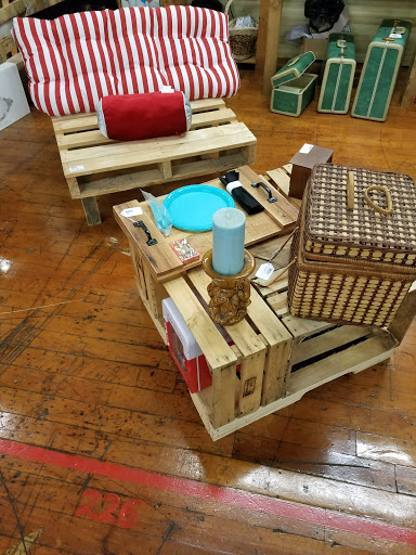 Antique Furniture Store «Jarfly Antique Market», reviews and photos, 47 Railroad Ave, Jefferson, GA 30549, USA