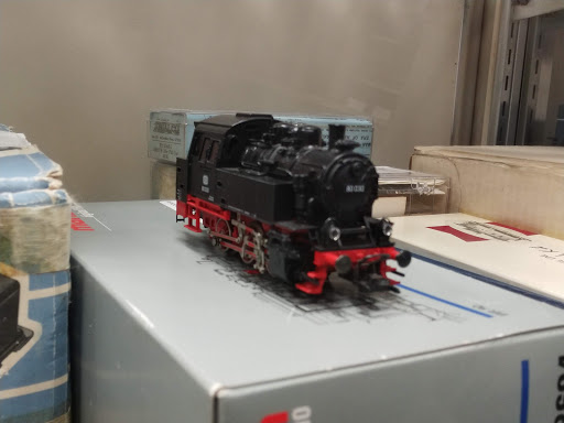 Hobby Store «Chicagoland Toys and Hobbies», reviews and photos, 6017 N Northwest Hwy, Chicago, IL 60631, USA