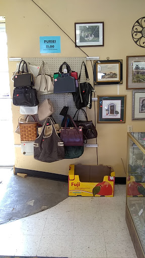 Thrift Store «Second Blessing Thrift Store Inc.», reviews and photos, 2323 Central Ave, Wichita, KS 67214, USA