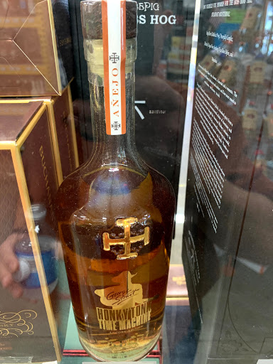 Liquor Store «Beverage World Package Store», reviews and photos, 6731 Peachtree Industrial Blvd, Atlanta, GA 30360, USA