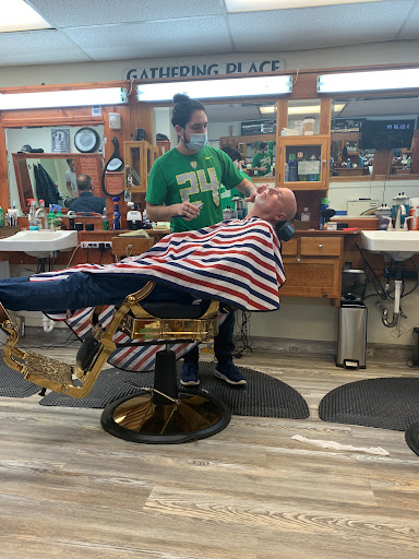 Barber Shop «Antique Barbershop», reviews and photos, 12290 SW Main St #2a, Tigard, OR 97223, USA