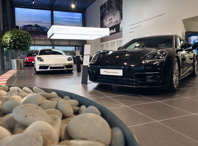 Beoordelingen van Porsche Centre Paal in Beringen - Autodealer