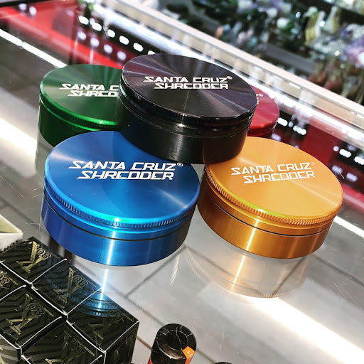 Tobacco Shop «Pine-Apple Xpress Smoke Shop Vape Shop, & Hookahs Sugar Land», reviews and photos, 10701 W Bellfort Ave b182, Houston, TX 77099, USA