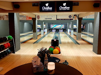 Bowling Overhees