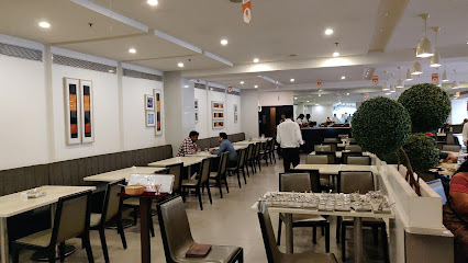 Minerva Grand Restaurant - Hotel Minerva Grand, 5th Floor, Terrace Garden, 40-7-11C, Opp. PVP Mall, MG Rd, Sidhartha Nagar, Labbipet, Vijayawada, Andhra Pradesh 520010, India