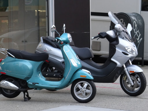 Motor Scooter Dealer «Vespa Queens», reviews and photos, 37-43 Crescent St, Long Island City, NY 11101, USA