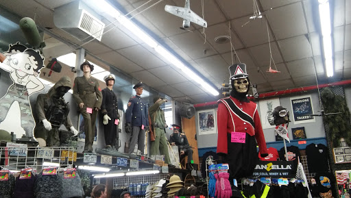 Sporting Goods Store «Andy & Bax Sporting Goods», reviews and photos, 324 SE Grand Ave, Portland, OR 97214, USA