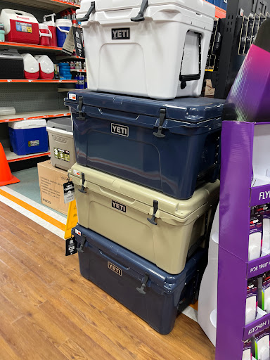 Hardware Store «Aubuchon Hardware», reviews and photos, 38 NH-25, Meredith, NH 03253, USA