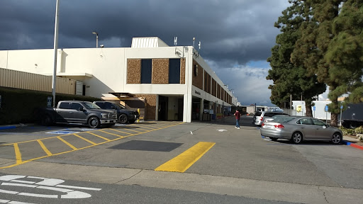 Shipping and Mailing Service «UPS Customer Center», reviews and photos, 1331 S Vernon St, Anaheim, CA 92805, USA