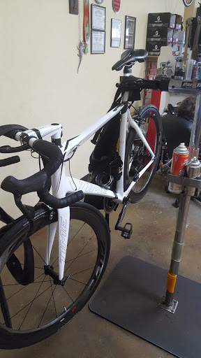 Bicycle Repair Shop «The Bike Path», reviews and photos, 2641 Florida St, Mandeville, LA 70448, USA