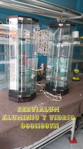 Opiniones de Servialum Aluminio Y Vidrios en Riobamba - Centro comercial
