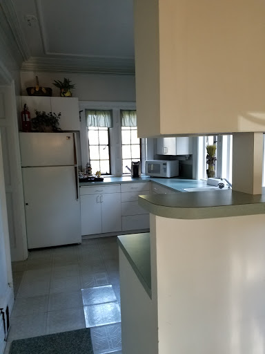 Bed & Breakfast «Thornewood Castle Bed and Breakfast», reviews and photos, 8601 N Thorne Ln SW, Lakewood, WA 98498, USA