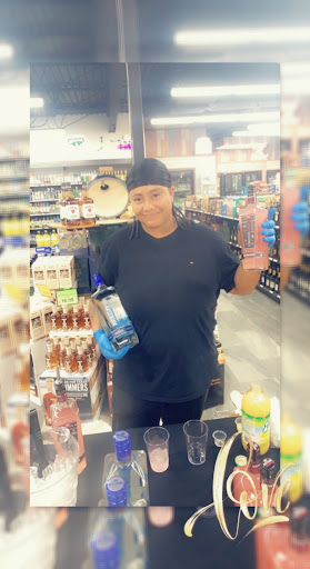 Liquor Store «Liquor Zone», reviews and photos, 3004 E Pioneer Pkwy #200, Arlington, TX 76010, USA