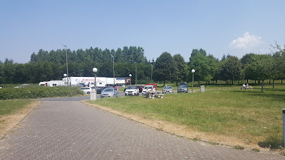 Aire de Behen Ouest à Béhen