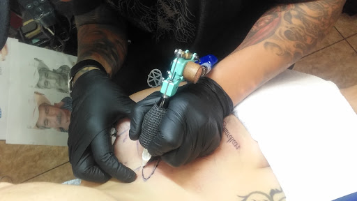 Tattoo Shop «A.R.Tattoo Shack (Authentic Roots)», reviews and photos, 242 E 7th St, Long Beach, CA 90813, USA