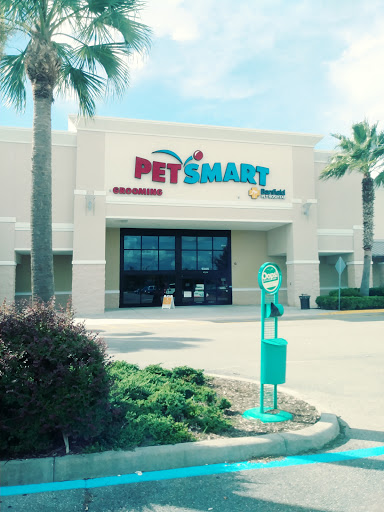 Pet Supply Store «PetSmart», reviews and photos, 1345 Wendy Ct, Spring Hill, FL 34607, USA