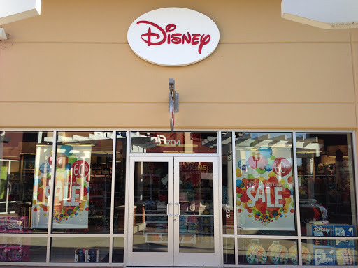 Toy Store «Disney Store», reviews and photos, 18521 Outlet Blvd, Chesterfield, MO 63005, USA