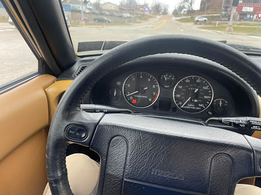 Car Dealer «Scoreboard Automotive Sales and Leasing», reviews and photos, 527 N Central Ave, Eureka, MO 63025, USA