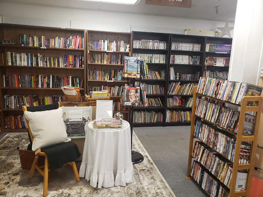 Thrift Store «Fort Meade Thrift Shop», reviews and photos, 392 Llewellyn Ave, Fort Meade, MD 20755, USA