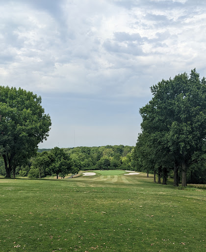 Golf Course «Hillcrest Country Club», reviews and photos, 8200 Hillcrest Rd, Kansas City, MO 64132, USA