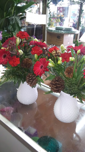 Florist «Send Your Love Flowers & Balloons», reviews and photos, 1417 SW Military Dr, San Antonio, TX 78221, USA