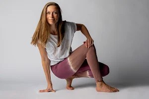 Mira Yoga image