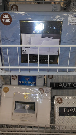 Clothing Store «Ross Dress for Less», reviews and photos, 151 N McDowell Blvd, Petaluma, CA 94954, USA