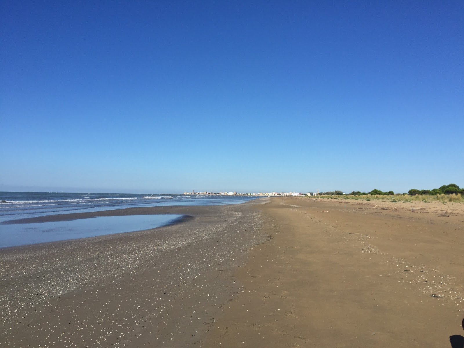 Zdjęcie Plaża Brussa z powierzchnią jasny piasek