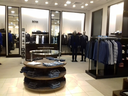 Department Store «Saks Fifth Avenue», reviews and photos, 1350 Polaris Pkwy, Columbus, OH 43240, USA