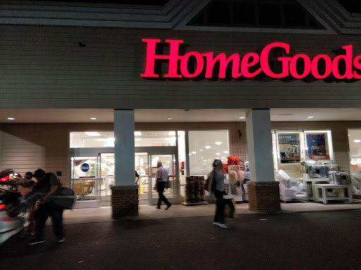 Shopping Mall «Framingham Mall Shopping Center», reviews and photos, 400 Cochituate Rd, Framingham, MA 01701, USA