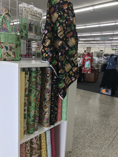 Vacuum Cleaner Store «35th Avenue Sew & Vac», reviews and photos, 3548 W Northern Ave, Phoenix, AZ 85051, USA