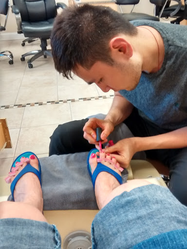 Nail Salon «Crystal Nails Salon», reviews and photos, 10172 Carlin Dr, Covington, GA 30014, USA