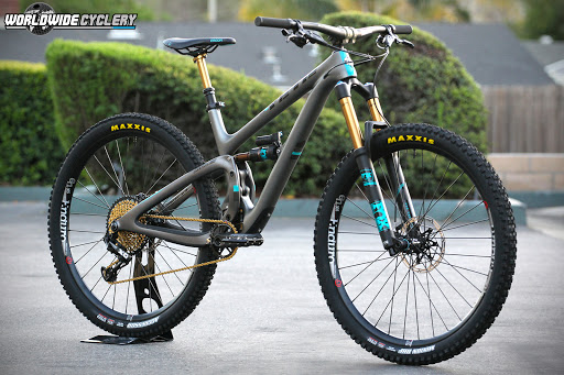 Worldwide Cyclery image