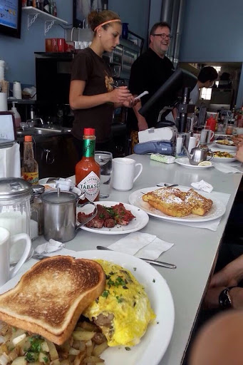 Coffee Shop «Edgebrook Coffee Shop», reviews and photos, 6322 N Central Ave, Chicago, IL 60646, USA