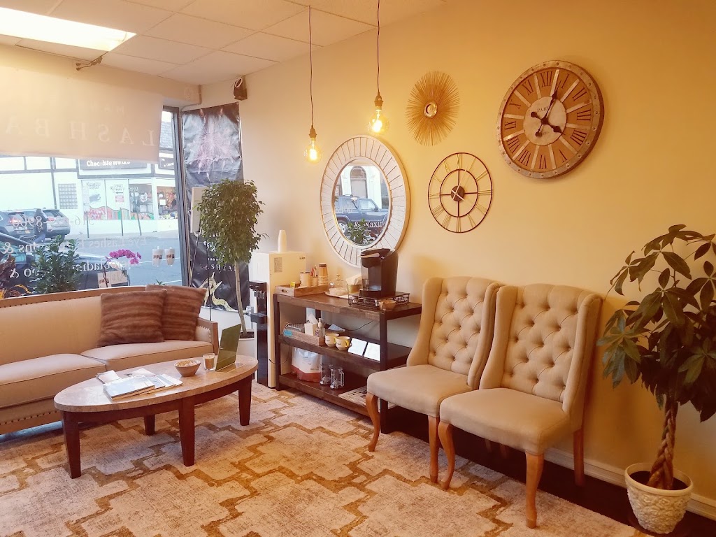 Manhasset Lash Bar 11030