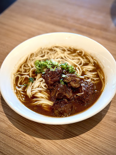 Homemade braised beef noodle 
