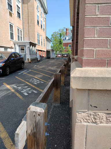 Safe Passage – Food Distribution Center