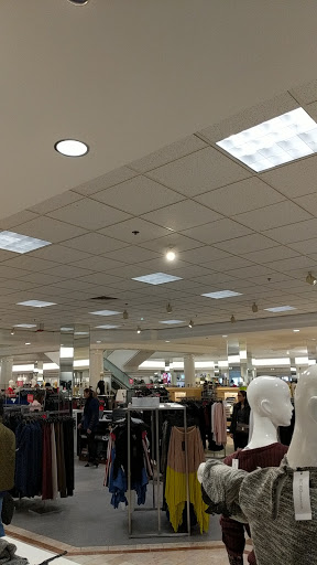 Department Store «Lord & Taylor», reviews and photos, 158 Walt Whitman Rd, Huntington Station, NY 11746, USA