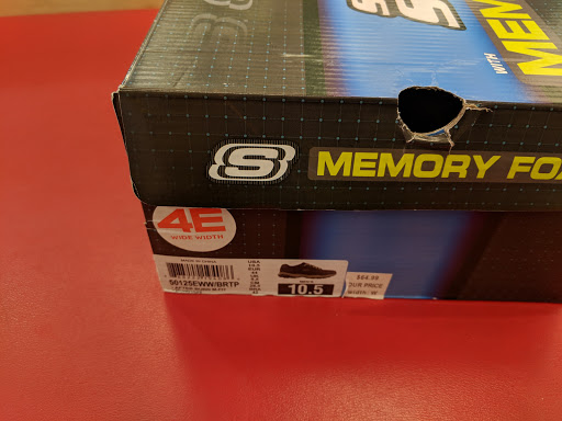 Shoe Store «Famous Footwear», reviews and photos, 1665 Olentangy River Rd, Columbus, OH 43212, USA