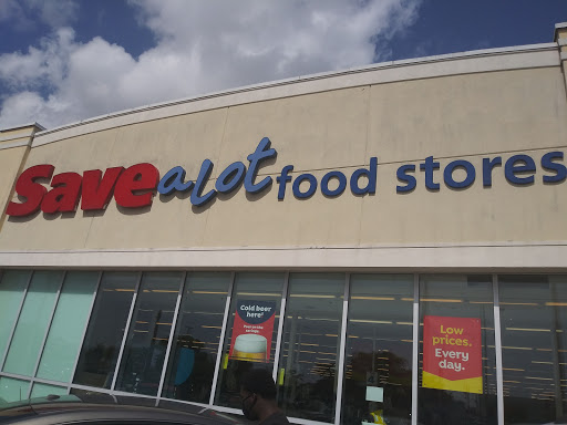 Grocery Store «Save-A-Lot», reviews and photos, 2420 N Dixie Hwy, Hollywood, FL 33020, USA