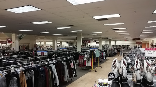 Clothing Store «Burlington Coat Factory», reviews and photos, 3050 N 5th Street Hwy, Reading, PA 19605, USA