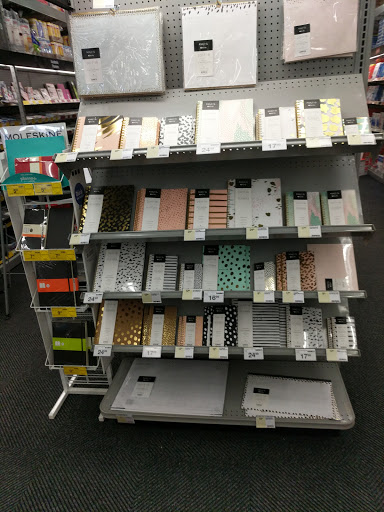 Office Supply Store «Staples», reviews and photos, 3320 Stockton Hill Rd, Kingman, AZ 86409, USA