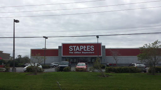 Office Supply Store «Staples», reviews and photos, 3155 Columbia Blvd, Titusville, FL 32780, USA