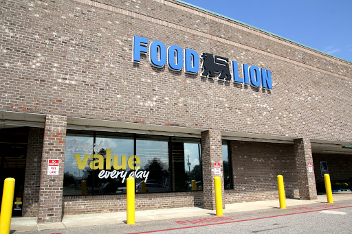Grocery Store «Food Lion», reviews and photos, 1202 W Broad St, Elizabethtown, NC 28337, USA