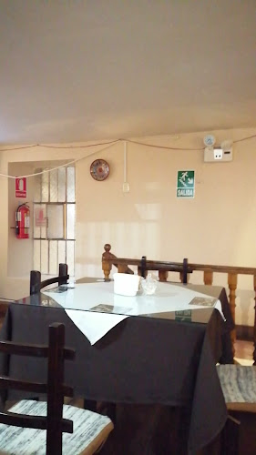 Colo Cafe & Bar - Cafetería