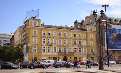 MegaStroje.pl - wypożyczalnia strojów, kostiumów i przebrań dla dzieci i dorosłych w Warszawie!